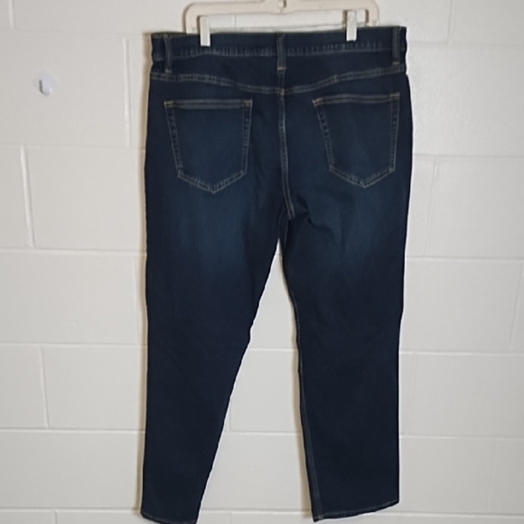 Dark Denim Stretch Jeans Classic Relaxed Everyday Jean - Picture 12 of 12